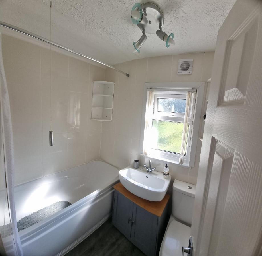 Caeathro Watkin - Snowdon Cabins - Cozy Chalet - Glan Gwna, Caernarfon מראה חיצוני תמונה