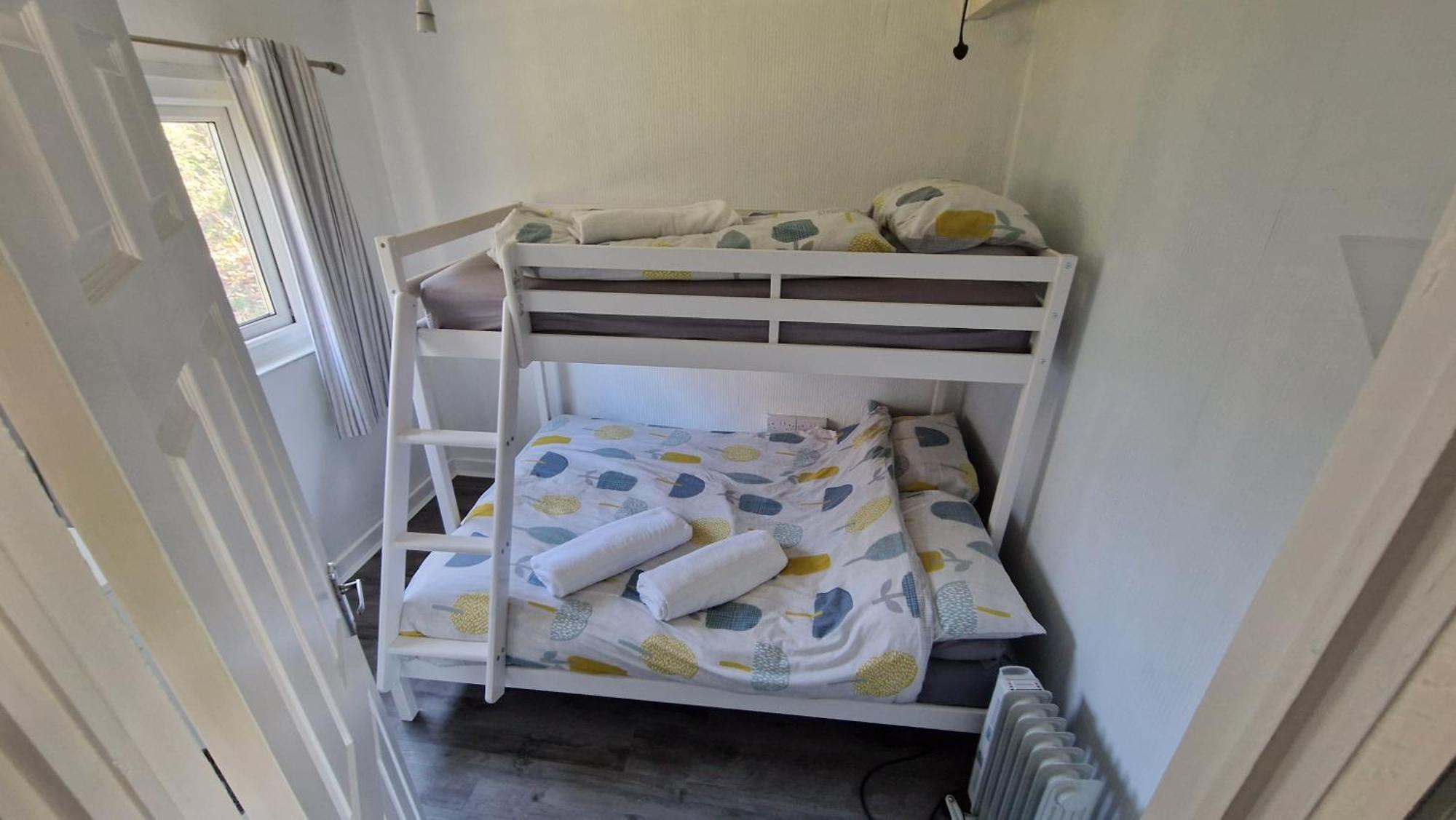Caeathro Watkin - Snowdon Cabins - Cozy Chalet - Glan Gwna, Caernarfon מראה חיצוני תמונה